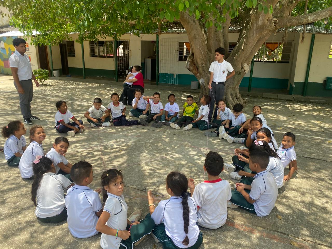 Dinámica grupal al aire libre
